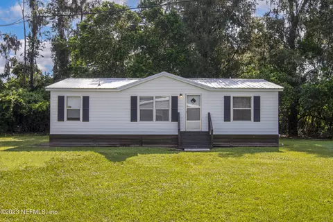 249 Martin Luther King Dr, Macclenny, FL 32063