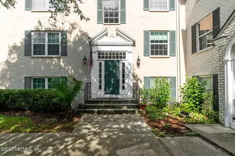 4302 Plaza Gate Ln #202, Jacksonville, FL 32217