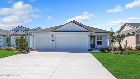 12 W Sawmill Ct, Palm Coast, FL 32137