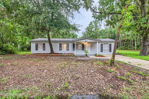 1611 Howard Rd, Jacksonville, FL 32218