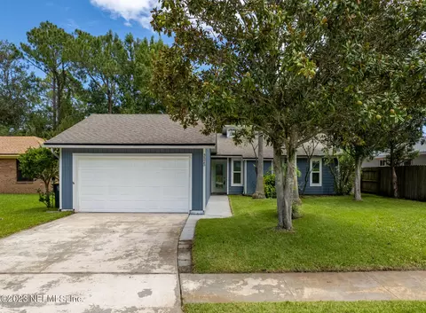 3525 Seafoam Ln, Jacksonville, FL 32250