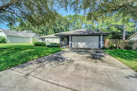 2017 Indian Springs Dr, Jacksonville, FL 32246