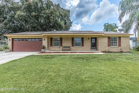 1717 Debbie Ln, Orange Park, FL 32073