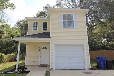 956 Hibiscus St, Saint Augustine, FL 32084