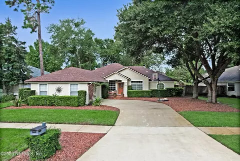 4748 Kernan Mill Ln E, Jacksonville, FL 32224
