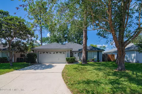 3649 Cameron Crossing Dr, Jacksonville, FL 32223
