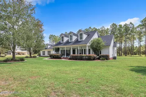 11400 Blackberry Ln, Glen Saint Mary, FL 32040
