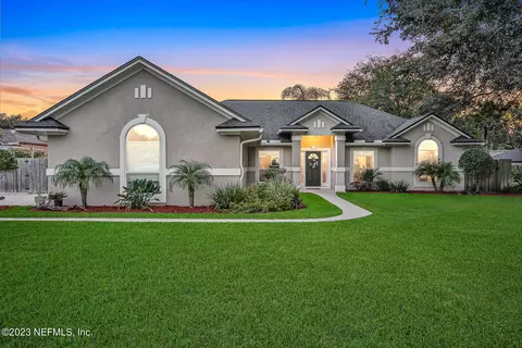4856 Motor Yacht Dr, Jacksonville, FL 32225