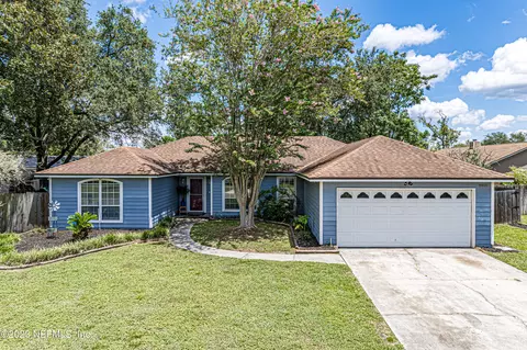 8465 Hamden Rd, Jacksonville, FL 32244