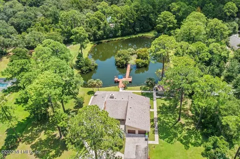 95076 Oelsner Dr, Fernandina Beach, FL 32034