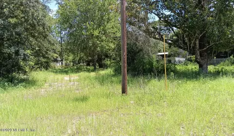 128 Patch St, Interlachen, FL 32148 photo 1