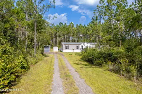 21397 NW 35 Ave, Lawtey, FL 32058
