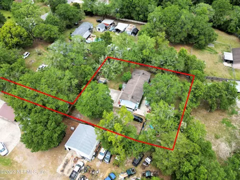 6989 Paul Howard Dr, Jacksonville, FL 32222