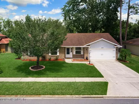 5339 Morgan Horse N Dr, Jacksonville, FL 32257