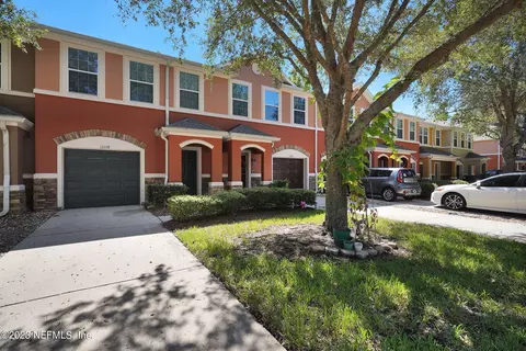 13337 Solar Dr, Jacksonville, FL 32258