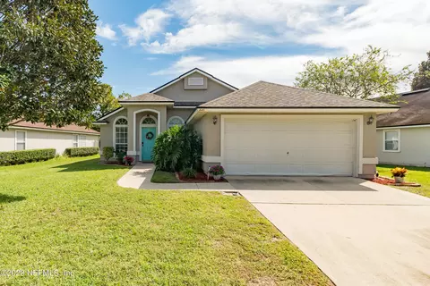 845 S Lilac Loop, Saint Johns, FL 32259