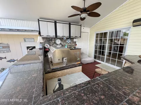 134 Fran Ln, Satsuma, FL 32189