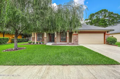 533 Arborwood Dr, Jacksonville, FL 32218