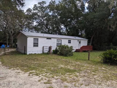 224 Murphy St, Interlachen, FL 32148