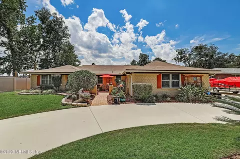 366 Broward Rd, Jacksonville, FL 32218