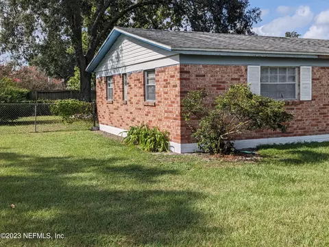 8158 Galaxie Dr, Jacksonville, FL 32244