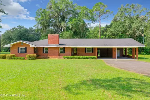 12501372 5th St S, Macclenny, FL 32063