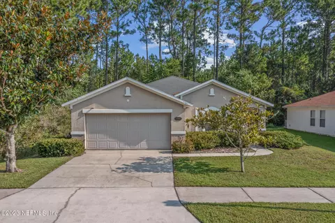 2147 Brian Lakes Dr N, Jacksonville, FL 32221