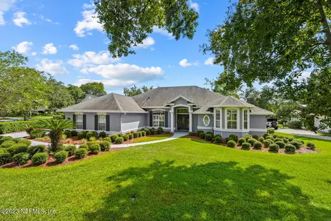 704 Sandringham Dr, Jacksonville, FL 32225