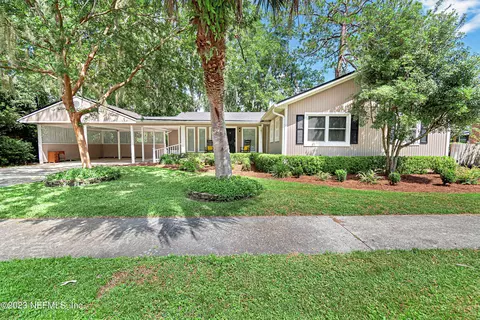 375 S 4th St S, Macclenny, FL 32063