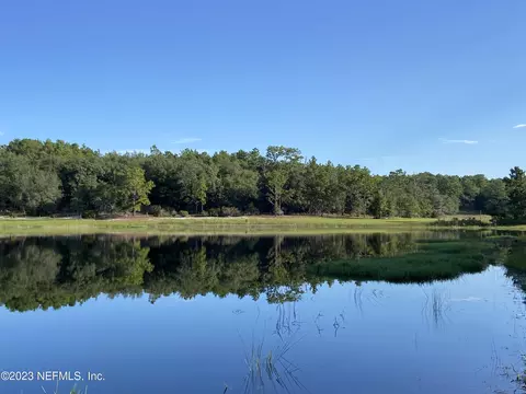 150 Hour Glass Cir, Hawthorne, FL 32640