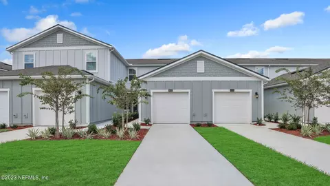 9033 Gifford Dr, Jacksonville, FL 32220