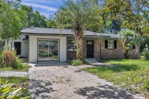 508 Grissholm St, Macclenny, FL 32063