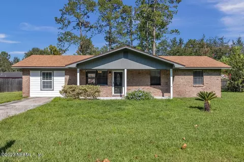 705 N 7th St N, Macclenny, FL 32063