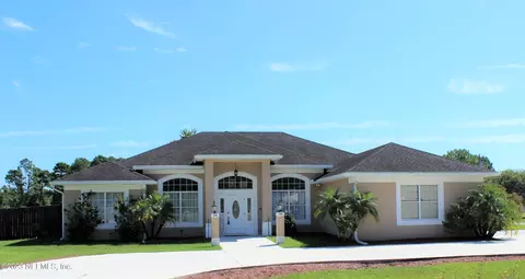 103 Clover Ln, Palatka, FL 32177