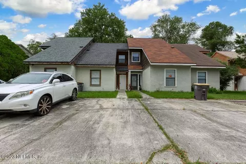 7663 Melissa Ct N, Jacksonville, FL 32210