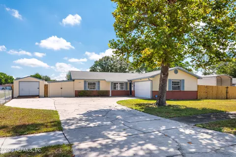 6105 Shakespeare Dr, Jacksonville, FL 32244