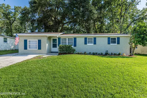 556 Blairmore Blvd W, Orange Park, FL 32073