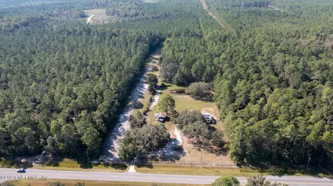 879 County Road 310, Interlachen, FL 32148