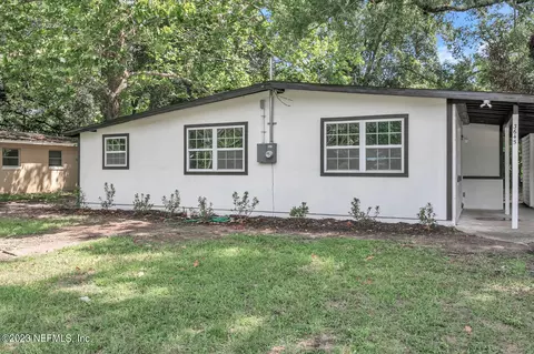 3645 Macgregor Dr, Jacksonville, FL 32210