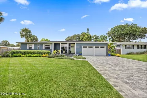 1320 4th St, Neptune Beach, FL 32266