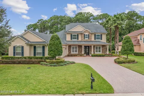 317 S Danbury Rd, Saint Johns, FL 32259