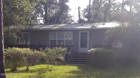 7447 Shindler Dr, Jacksonville, FL 32222
