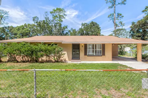2810 Peters St, Palatka, FL 32177