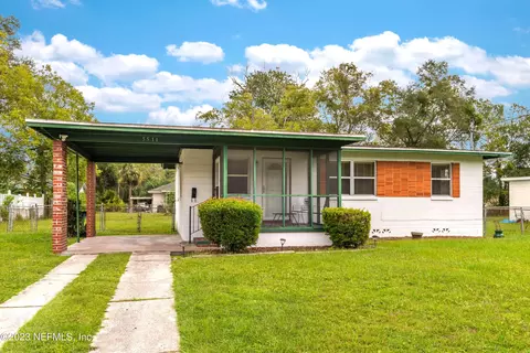5511 Poitier Dr, Jacksonville, FL 32209