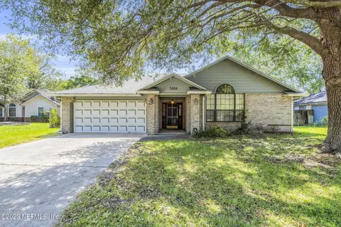 7808 Hunters Lake Cir N, Jacksonville, FL 32210