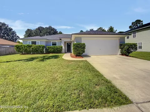 2386 Tyson Lake Dr, Jacksonville, FL 32221