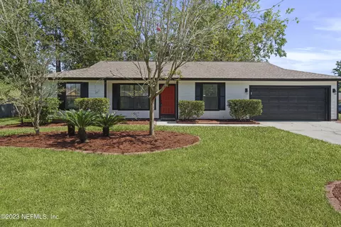 8275 Pepperwood Dr, Jacksonville, FL 32244