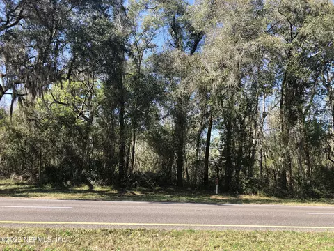 473 S Us-17 Hwy NW, San Mateo, FL 32187
