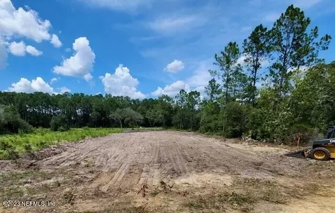 220 Como Cir, Interlachen, FL 32148 photo 1