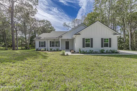 1339 Riviera Dr, Green Cove Springs, FL 32043